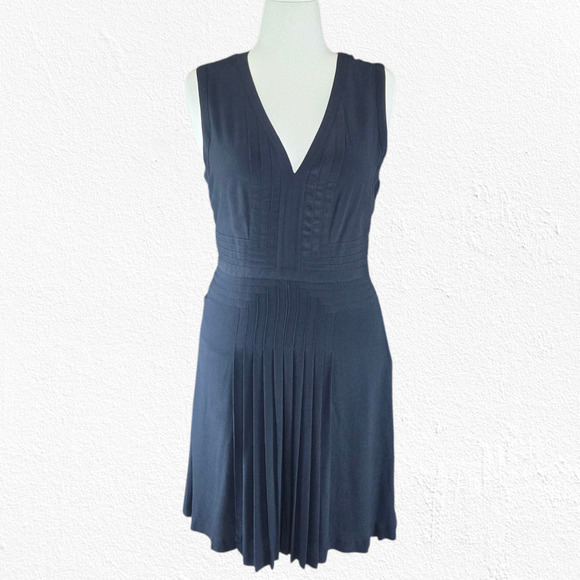 Equipment Navy Eclipse V Neck Pleated Viscose Midi Norice Dress Size 10 $450 - Picture 1 of 11